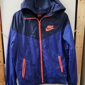 Nike windbreaker hooded jacket